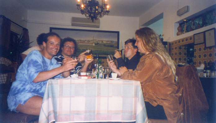 Claudia Braun, Kai Jger, Ingo Trautwein und ich im  correia  in Vilha do Bispo: gehobene Kche mit bodenstndiger Qualitt.